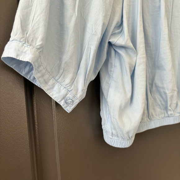 Aerie Real Baby Blue Flowy Woven Top with Buttons and Cinched Waist Size S - Picture 6 of 7